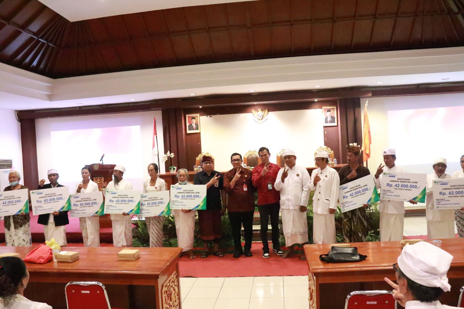 podiumnews.com-Ahli Waris Pinandita Terima Santunan Kematian